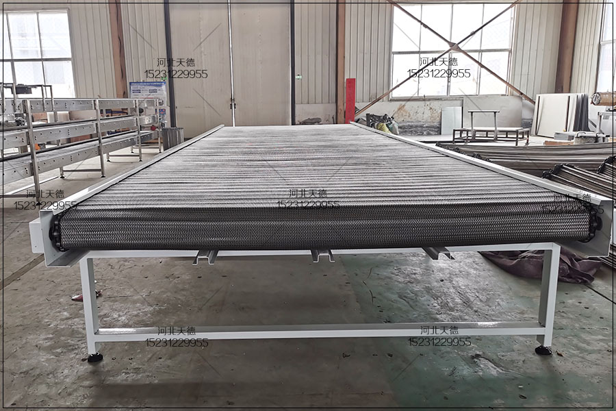 網(wǎng)帶輸送機(jī)